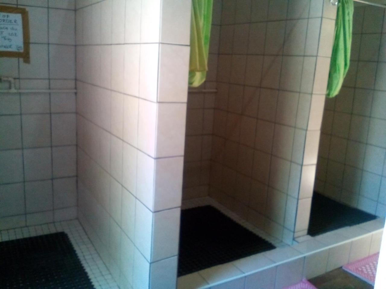 Kai-Oms Backpackers Lodge Outjo Zewnętrze zdjęcie
